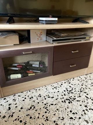 Mueble de salón completo + 3 Mesas + Sillas