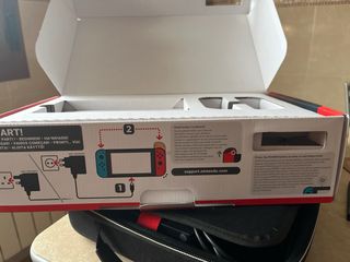 Nintendo Switch Completa con Dock y Caja