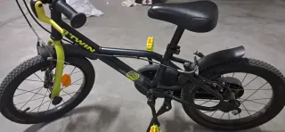 Bicicleta Btwin 16 Dark Hero