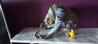 OFERTA. FIGURA RANCOR STAR WARS HASBRO 2008