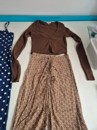 Lote Ropa Mujer: Vestido y Conjunto