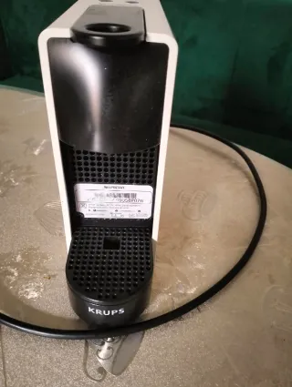 Cafetera Nespresso Blanca