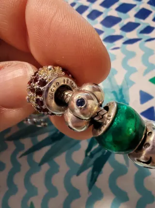 Pulsera Pandora Bacio con charms