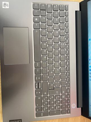 Portátil Lenovo 15,6 SSD 256GB W11