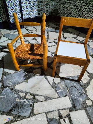 Silla de anea y madera