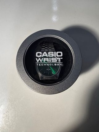 Casio MTP-B145D Verde Esmeralda y Plateado