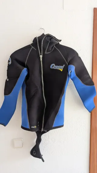 Traje de buceo Cressi con capucha