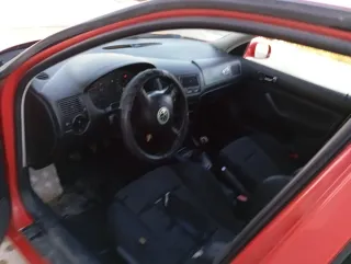 Volkswagen Golf 2000