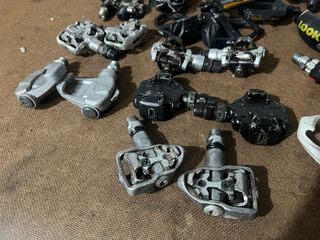 Lote Pedales MTB y Carretera