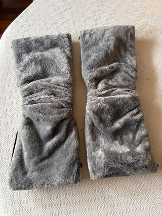 Guanti per passeggino neri con pelliccia