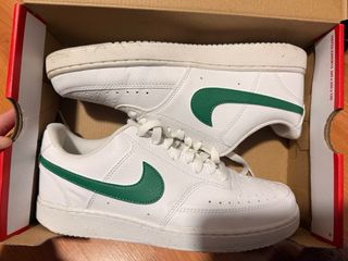 Zapatillas Nike Blancas Símbolo Verde