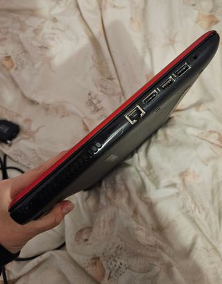 Portátil HP 15 Rojo