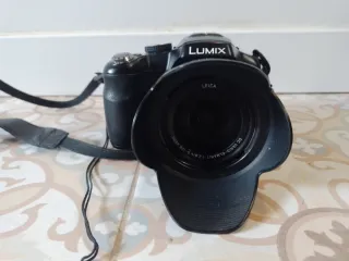 Cámara Lumix Panasonic DMC-FZ200