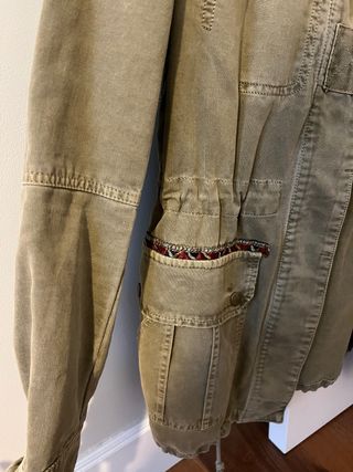 Chaqueta verde militar