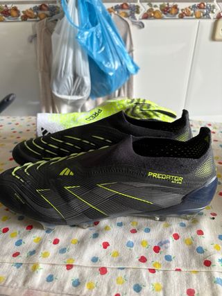 Adidas Predator Elite Botas y Guantes