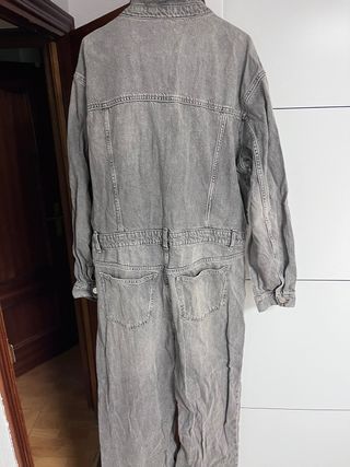 Mono vaquero Zara gris