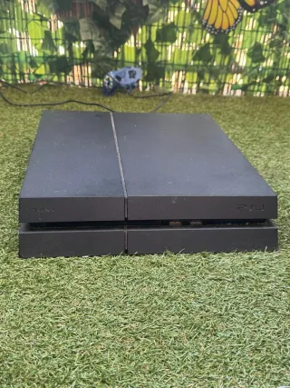 PS4 + Volante K-Wheel + FIFA 24