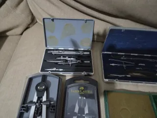 Lote de 5 compases de dibujo