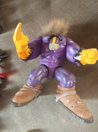 Figura Maxx Image Comics con pelo