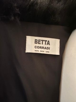 Pellicia Betta Corradi nera