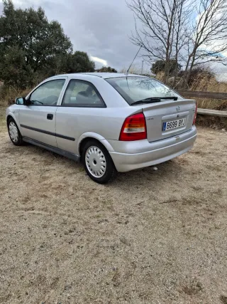 Opel Astra 2002