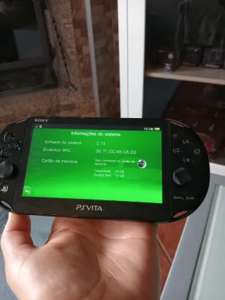 PS Vita Slim Sony Preto