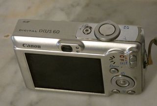 Canon IXUS 60 Plata Zoom 3x - Kit completo