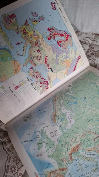 Atlas geográfico universal Everest