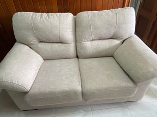 Sofá 2 plazas beige jaspeado