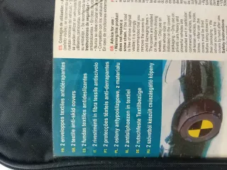 Cadenas nieve coche.