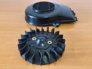 Tapa y ventilador plato magnético DERBI ATLANTIS