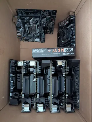 Lote 63 Placas Bases para Reparar