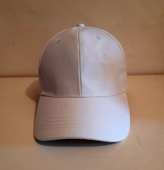 Cappellino con visiera cotone bianco