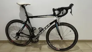 BH Connect Carbono - Ruedas Visión Perfil 42