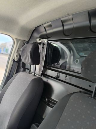 Nissan NV250 1.7 del 2021 en muy buen estado.