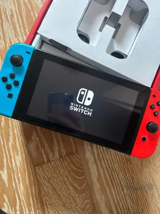 Nintendo Switch + accessori + giochi NUOVO PREZZO