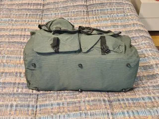 Borsa da viaggio verde militare a tracolla
