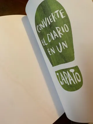Destroza este diario. Ahora a todo color