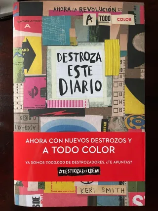 Destroza este diario. Ahora a todo color