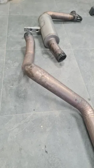 Escape GR artesanal Megane RS3 ligero