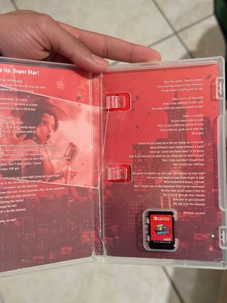 Super Mario Odyssey Nintendo Switch usato