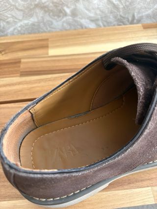 Zapatos Zara cordones ante marrones