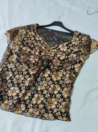 Blusa mujer encaje floral negro y dorado