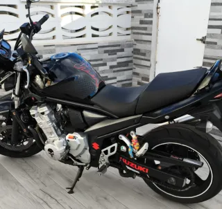 Suzuki Bandit 650 A2 Naked