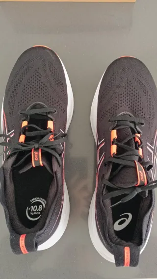 Asics Gel-Nimbus 26 Talla 45 Negro