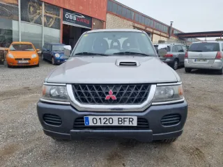 Mitsubishi Montero Sport 2000