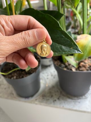 Medalla Virgen Maris Oro