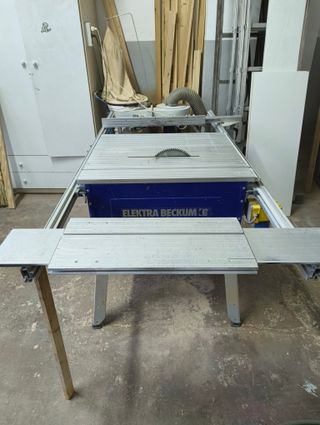 Sierra Circular de Mesa Elektra Beckum PK 255