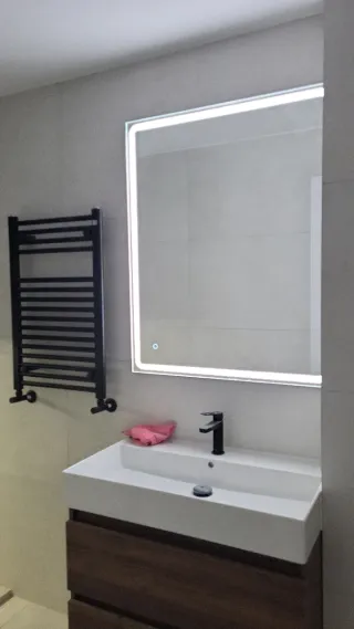 Servicios de reformas y construcciones.. 613682786