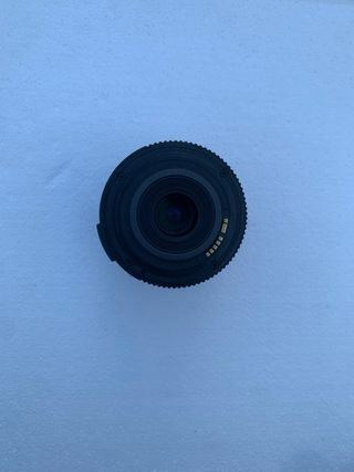 Objetivo Canon EF-S 18-55mm f/3.5-5.6 II